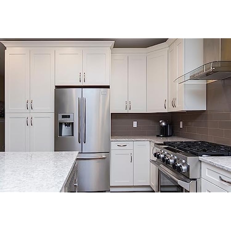 La Royal White Shaker Ready-to-Assemble Kitchen Base Cabinet Ready-to-Assemble Width: 18 Height: 34 12 Depth: 24