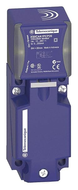 TELEMECANIQUE SENSORS 200 Hz Unshielded Rectangular Proximity Sensor; 40mm x 117mm x 40mm