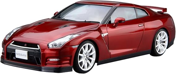 Aoshima Nissan R35 GT-R Pure Edition 14 1:24 Scale Model Kit