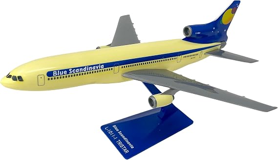 Blue Scandinavia Lockheed Tristar L-1011 1:250 Scale - Plastic Snap-Fit Model Airplane - Collectible Replica of Blue Scandinavia Airlines Aircraft - Part #ALK-10110I-018