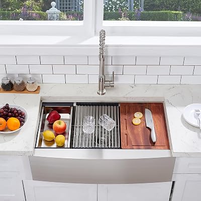 33x20 Farmhouse Sink, 33 Inch Stainless Steel 9 Inch Deep Single Bowl Apron Handmade 16 Gauge Undermount Kitchen Farm Sink with Integrated Workstation Ledge and Accessories